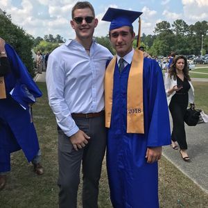 Meet your Posher, Hayes